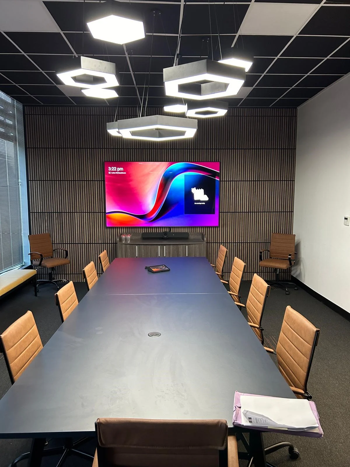 A photo image of a restaurant-style eatery